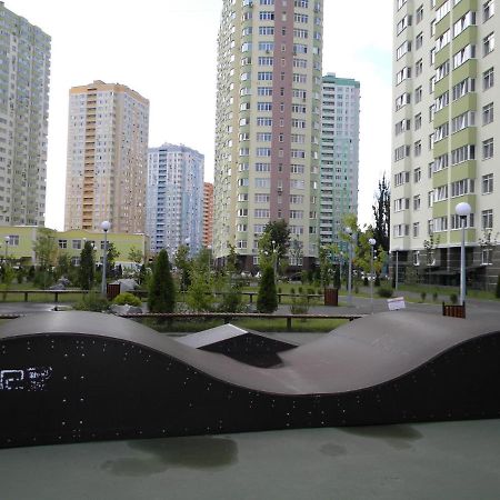 Квартира Парковые Озера Apartman Kijev Kültér fotó